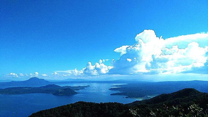 Wind Residences Tower 4 18Th Floor Tagaytay City Eksteriør billede
